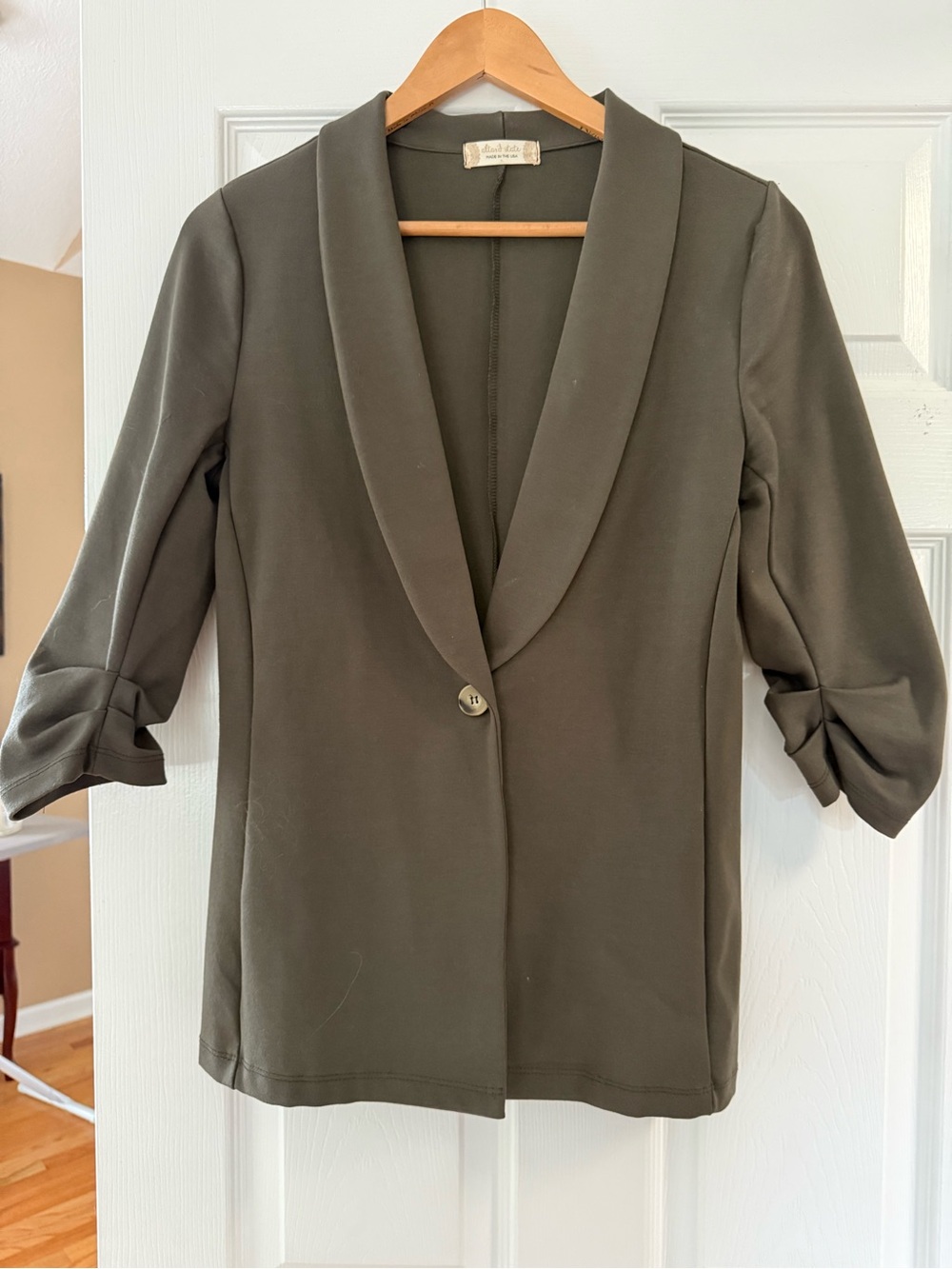 Altar’d State Tracie Blazer Olive Green Shawl Collar Ruched Sleeve Sz S